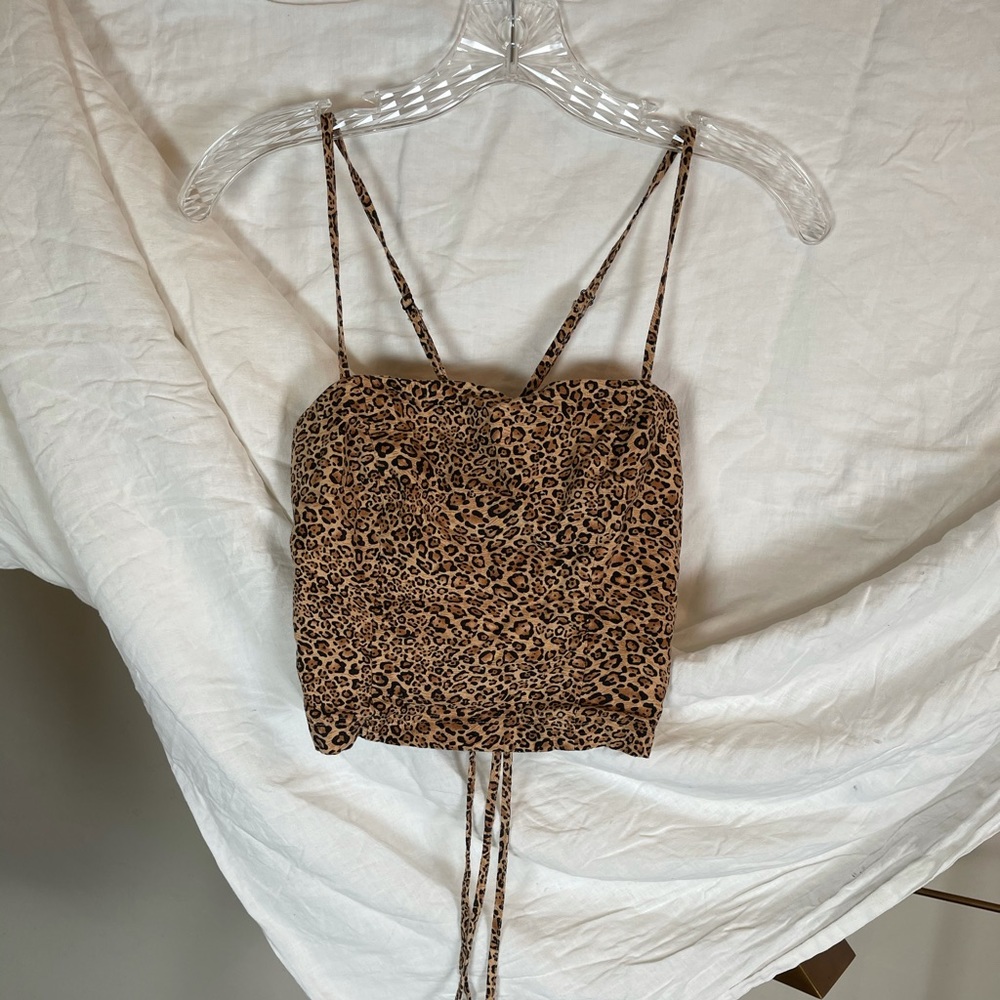 Leopard print top